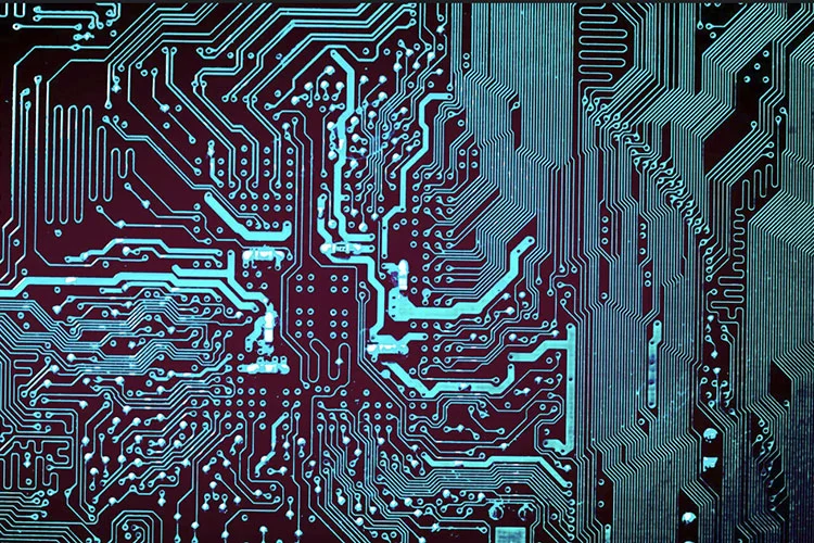Inovația tehnologică conduce rapid creșterea pieței PCB HDI